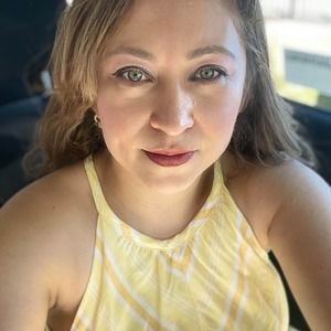 Meet your Posher, Isabel